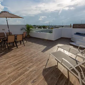 https://beautiful-and-comfy-penthouse-apartments.tulum-hotels.net